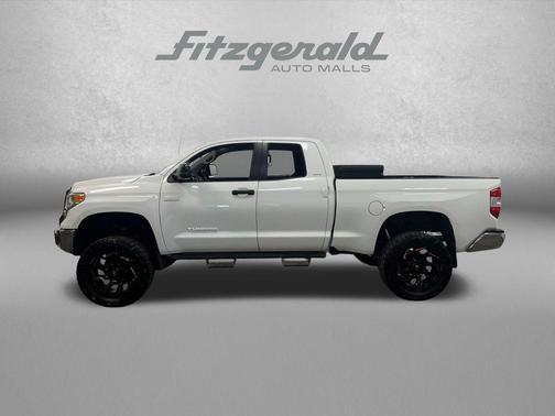 Super White 2016 Toyota Tundra SR5