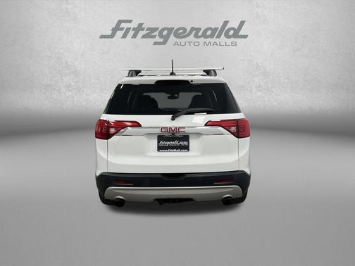Summit White 2017 GMC Acadia SLT-2