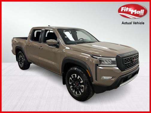 Photo 1 of 30 of 2022 Nissan Frontier PRO-X