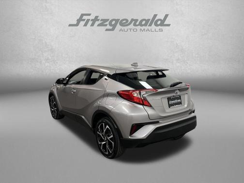 Silver Knockout Metallic 2019 Toyota C-HR XLE