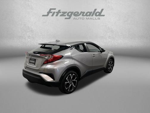 Silver Knockout Metallic 2019 Toyota C-HR XLE