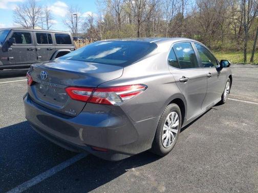 Predawn Gray Mica 2018 Toyota Camry Hybrid LE