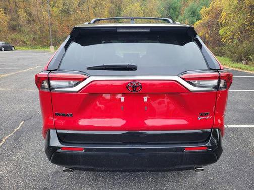 2025 Toyota RAV4 Hybrid SE