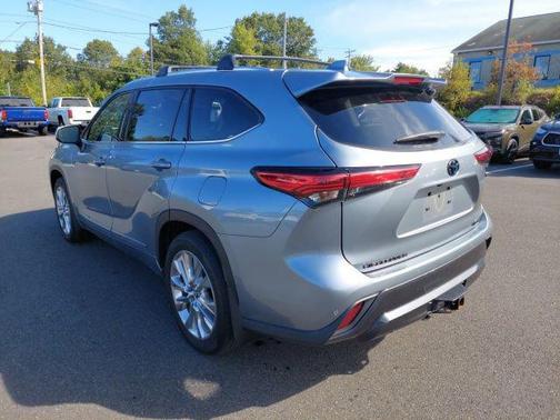 2023 Toyota Highlander Hybrid Limited