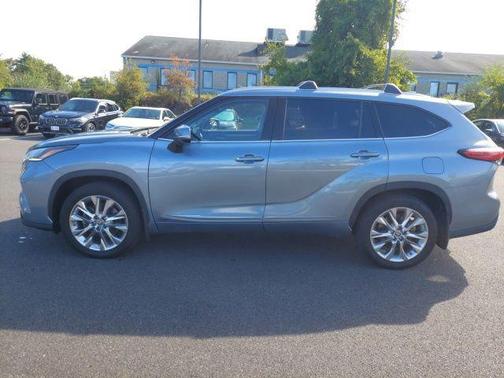 2023 Toyota Highlander Hybrid Limited