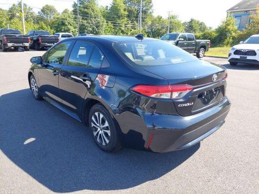2022 Toyota Corolla Hybrid LE