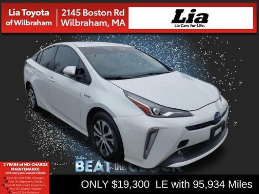 2022 Toyota Prius LE