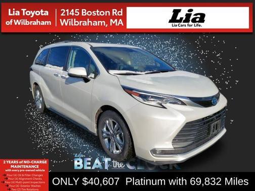 2022 Toyota Sienna Platinum