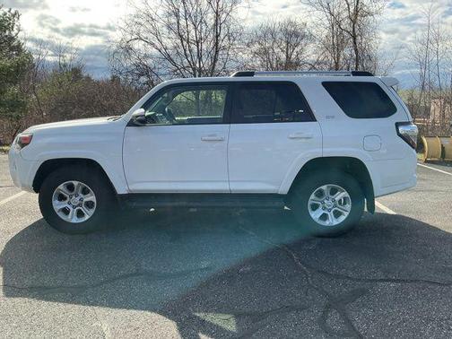White 2022 Toyota 4Runner SR5 Premium
