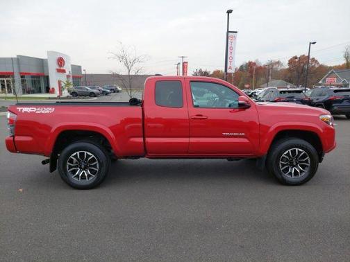2021 Toyota Tacoma TRD Sport