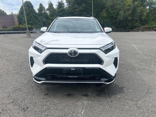 2025 Toyota RAV4 Hybrid SE