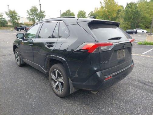 2025 Toyota RAV4 Hybrid SE