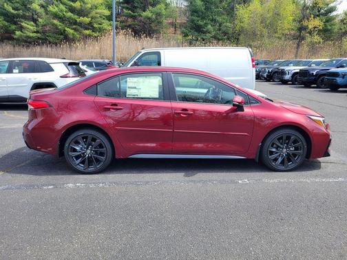 Ruby Flare Pearl 2026 Toyota Corolla SE