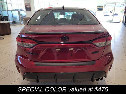 Ruby Flare Pearl/Midnight Black Metallic 2026 Toyota Corolla XSE