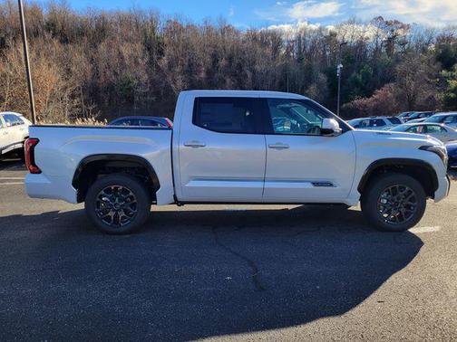 2026 Toyota Tundra Hybrid Platinum