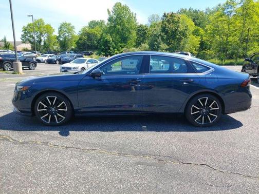 Meteorite Gray Metallic 2024 Honda Accord Hybrid Touring