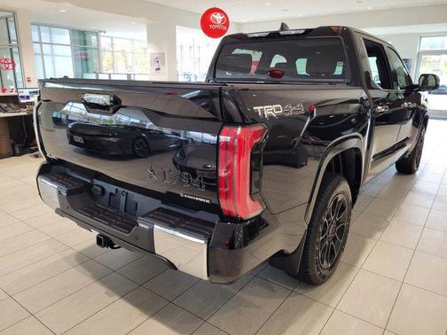 2025 Toyota Tundra Hybrid 1794 Edition