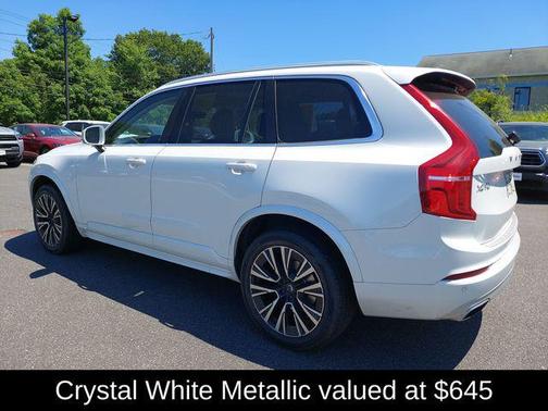 Crystal White Metallic 2020 Volvo XC90 T5 Momentum