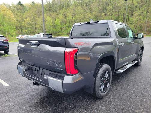 2025 Toyota Tundra Hybrid 1794 Edition