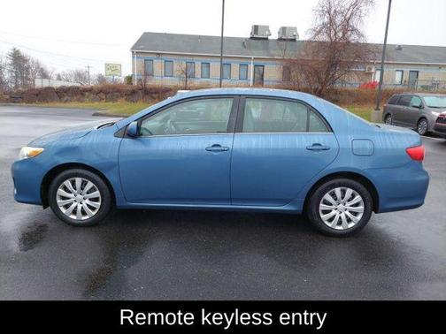 2013 Toyota Corolla LE
