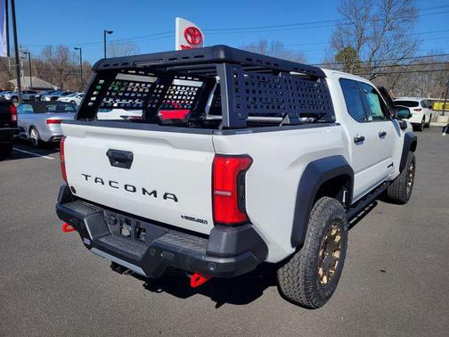 2025 Toyota Tacoma Hybrid Trailhunter