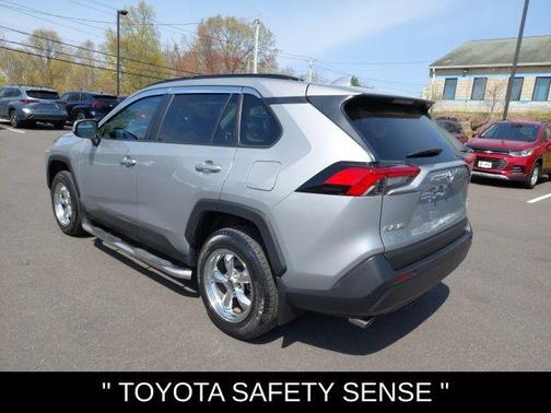 2020 Toyota RAV4 XLE