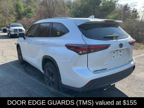 Wind Chill Pearl 2024 Toyota Highlander XLE