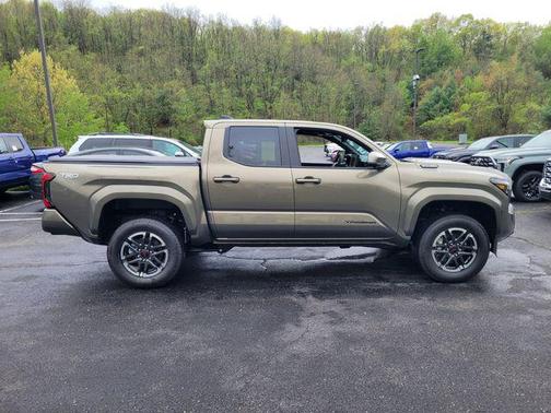2025 Toyota Tacoma TRD Sport
