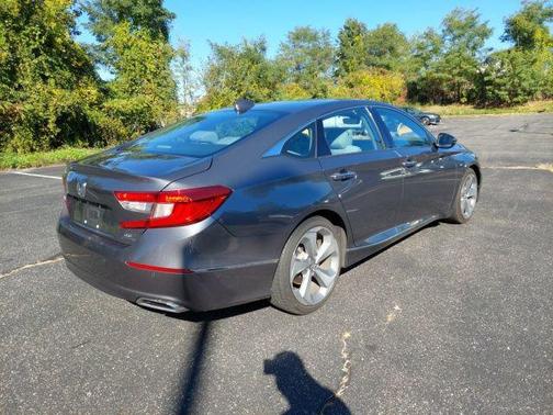 2018 Honda Accord Touring 2.0T