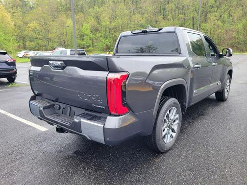 2025 Toyota Tundra Hybrid 1794 Edition