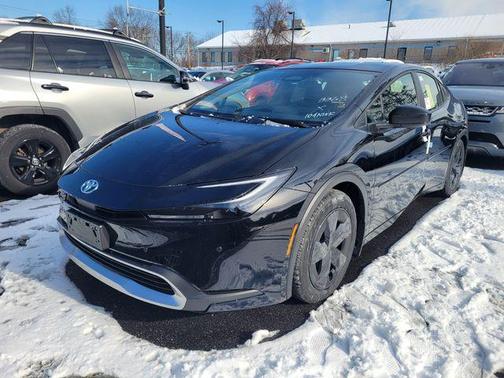 Midnight Black Metallic 2026 Toyota Prius Plug-In Hybrid SE