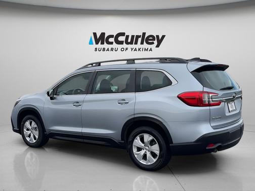 Ice Silver Metallic 2023 Subaru Ascent Base 8-Passenger