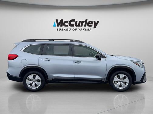 Ice Silver Metallic 2023 Subaru Ascent Base 8-Passenger