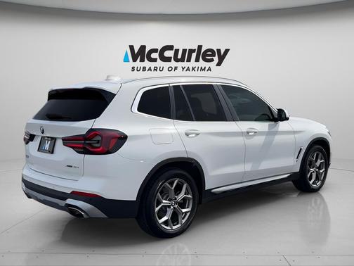 White 2024 BMW X3 xDrive30i