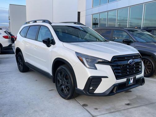 Crystal White Pearl 2026 Subaru Ascent Onyx Edition Touring 7-Passenger
