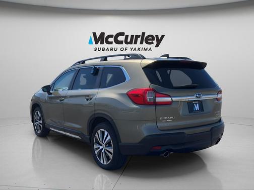 Autumn Green Metallic 2022 Subaru Ascent Limited 7-Passenger