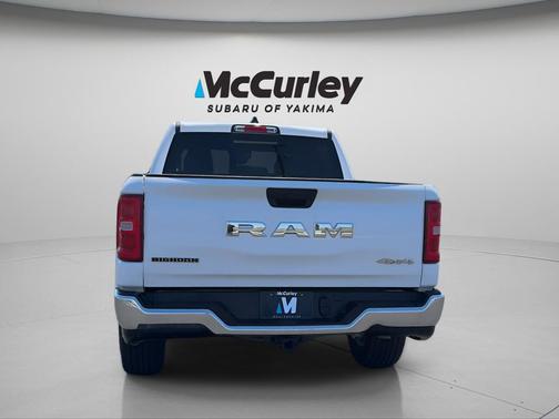 Bright White 2025 RAM 1500 Big Horn/Lone Star