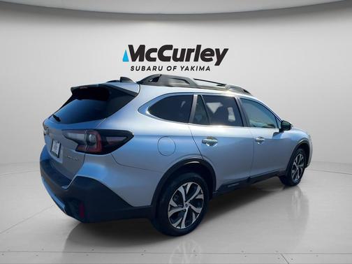 Ice Silver Metallic 2021 Subaru Outback Limited