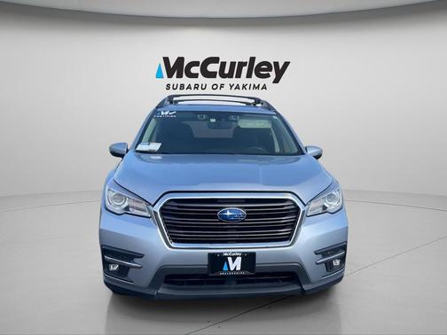 Ice Silver Metallic 2021 Subaru Ascent Limited 7-Passenger