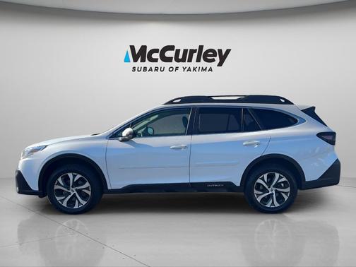 Crystal White Pearl 2022 Subaru Outback Limited