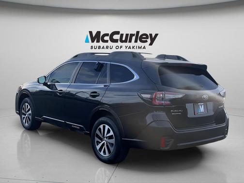Crystal Black Silica 2020 Subaru Outback Premium