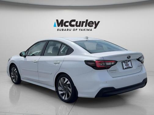 Crystal White Pearl 2025 Subaru Legacy Limited