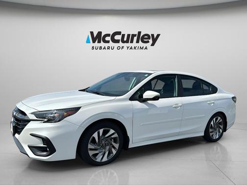 Crystal White Pearl 2025 Subaru Legacy Limited
