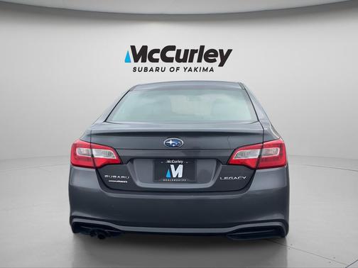 2018 Subaru Legacy Base