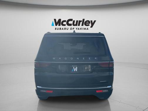 Diamond Black Crystal Pearlcoat 2024 Jeep Wagoneer Series III 4x4