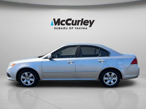 Silver 2009 Kia Optima LX