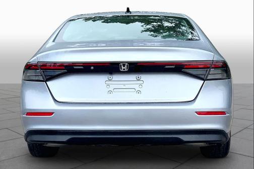 Meteorite Gray Metallic 2025 Honda Accord SE