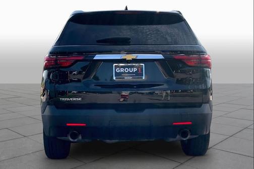 Mosaic Black Metallic 2023 Chevrolet Traverse LS