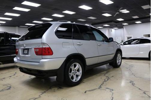 2004 BMW X5 3.0i