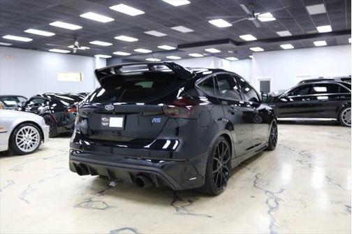 2017 Ford Focus RS Base